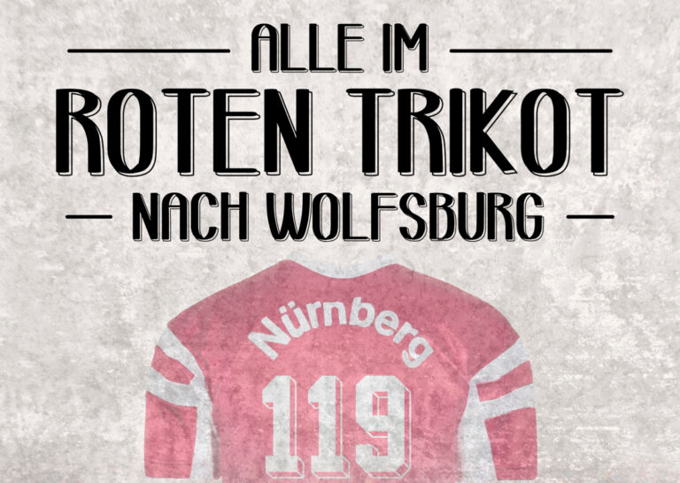 Nordkurve Nürnberg in roten Trikots beim Geburtstagsspiel