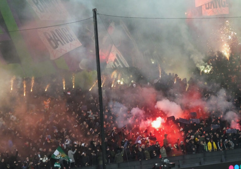 „Öffnet die Stadien!“: Fans fordern Vollauslastung