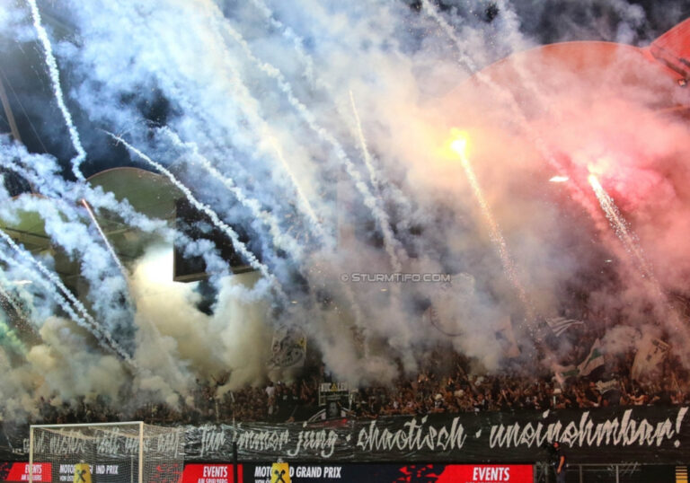 20 Jahre Bastion Nord: Sturm Graz-Fans mit Choreo & Feuerwerksshow