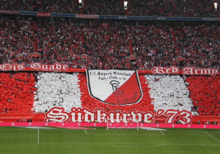 Südkurve München legt Fanschal aus den 70er Jahren originalgetreu neu auf