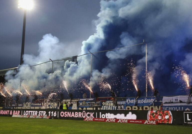Video der Nordtribüne Hamburg: Pyro & Gesang in Osnabrück