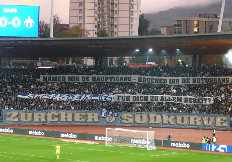 Überfall auf Malaktion & Präsentation beim Derby in Zürich
