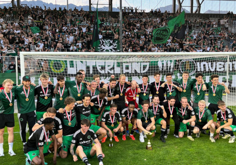 Fans von Wacker Innsbruck feiern Meisterschaft samt Rückkehr an alten Standort – Double knapp verpasst