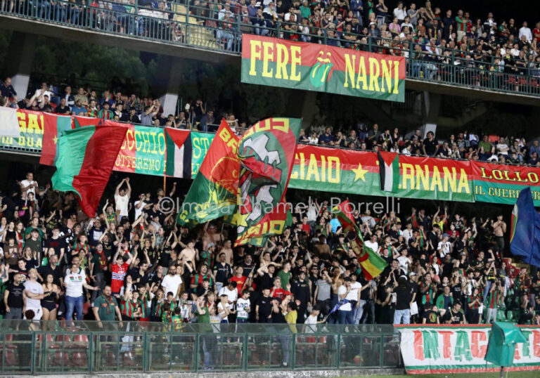 „Quelli della Est“ lösen sich auf – Abschied aus der Curva Est von Terni