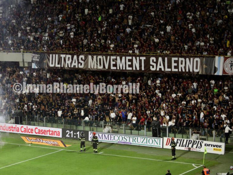 Salerno: Ultras wechseln den Standort innerhalb der Curva Sud
