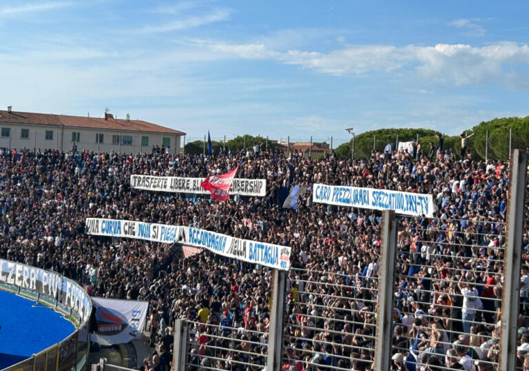 Boykott aufgrund hoher Ticketpreise & Auseinandersetzung zwischen den Ultras – Impressionen vom ersten Aufeinandertreffen zwischen Pisa und Fiorentina seit 34 Jahren