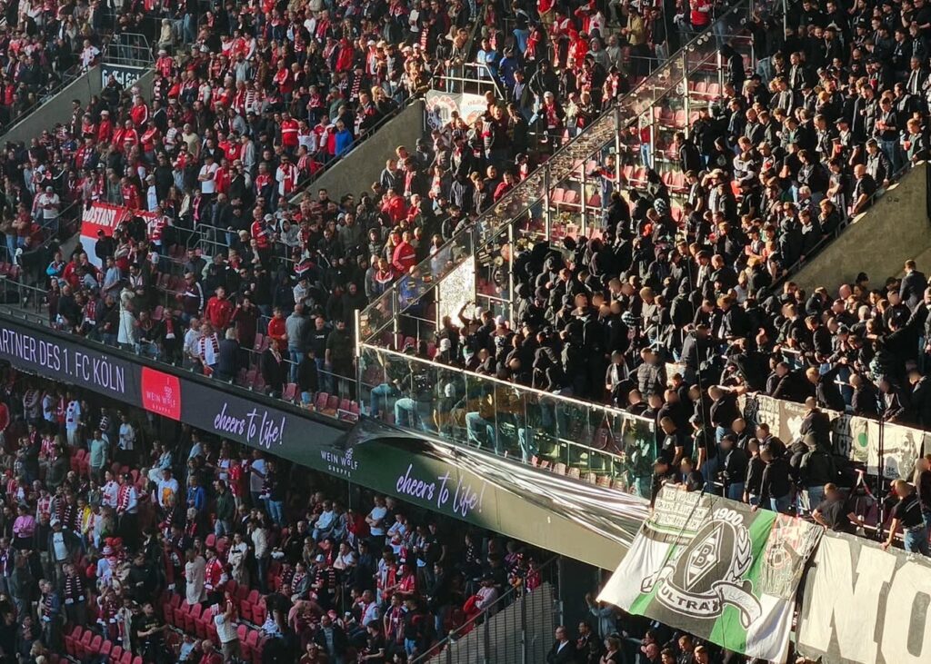 1. FC Köln – Borussia Mönchengladbach 2:1 (18)