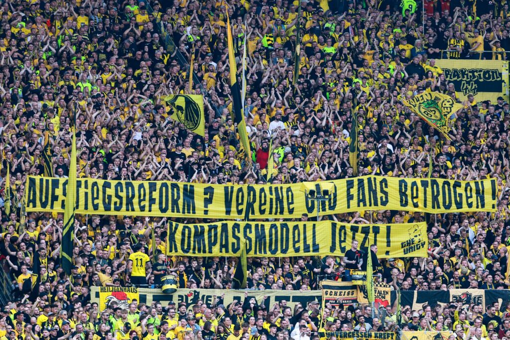 Borussia Dortmund – SC Paderborn 3:0 (8)