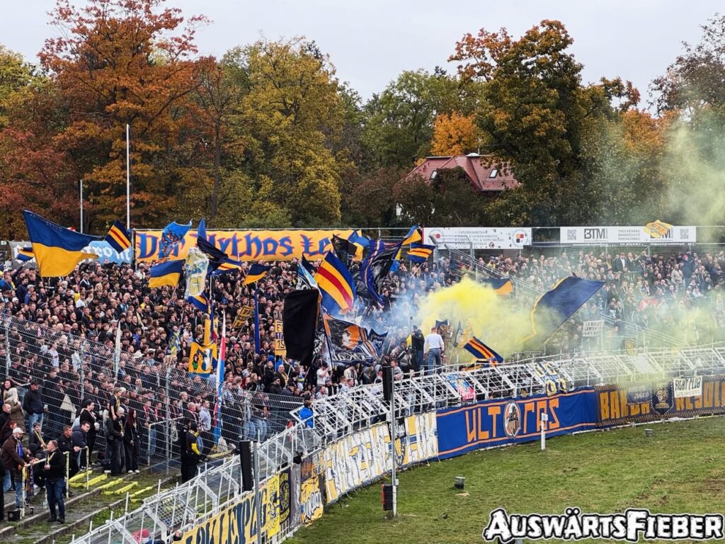 1. FC Lokomotive Leipzig – BSG Chemie Leipzig 2:2 (10)