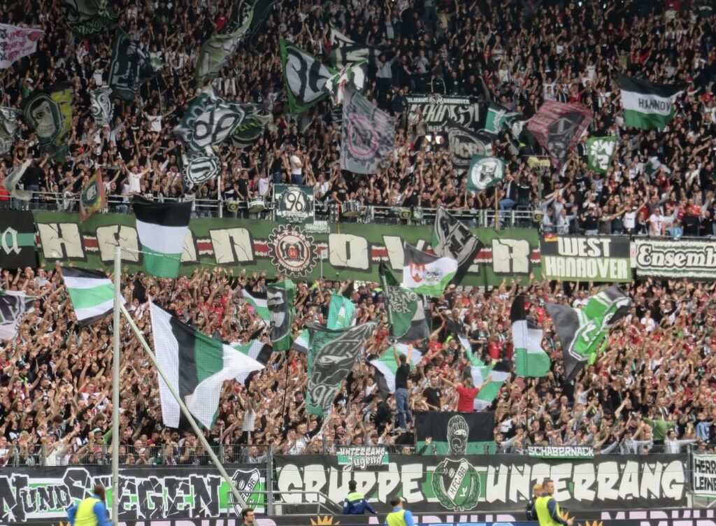Hannover 96 – VfL Bochum 2:1 (11)