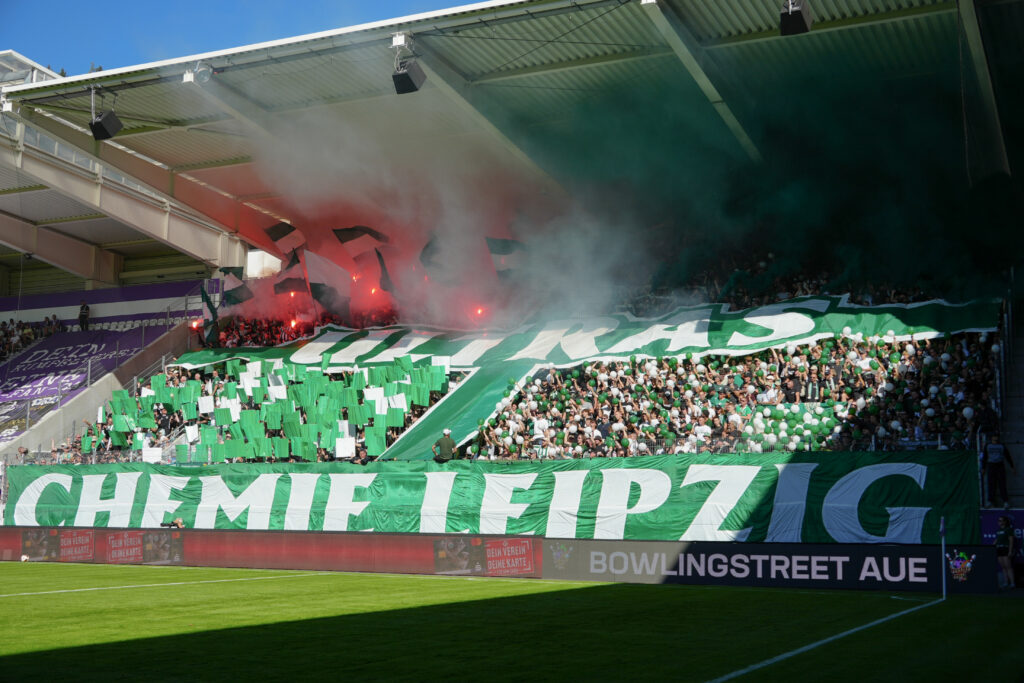 FC Erzgebirge Aue – BSG Chemie Leipzig 1:2 (9)
