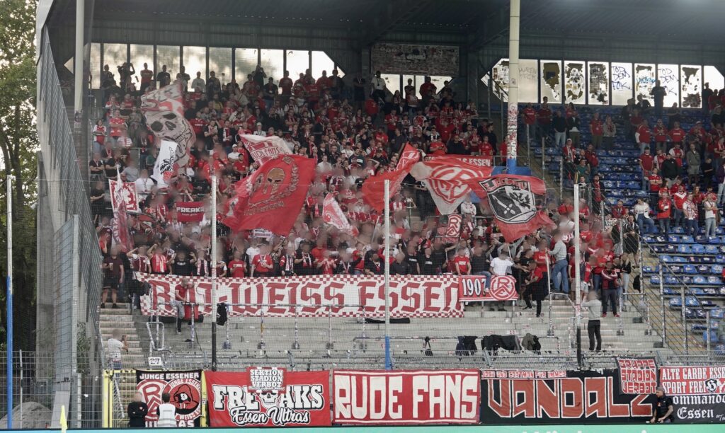 SV Waldhof Mannheim – Rot-Weiss Essen 1:2 (9)