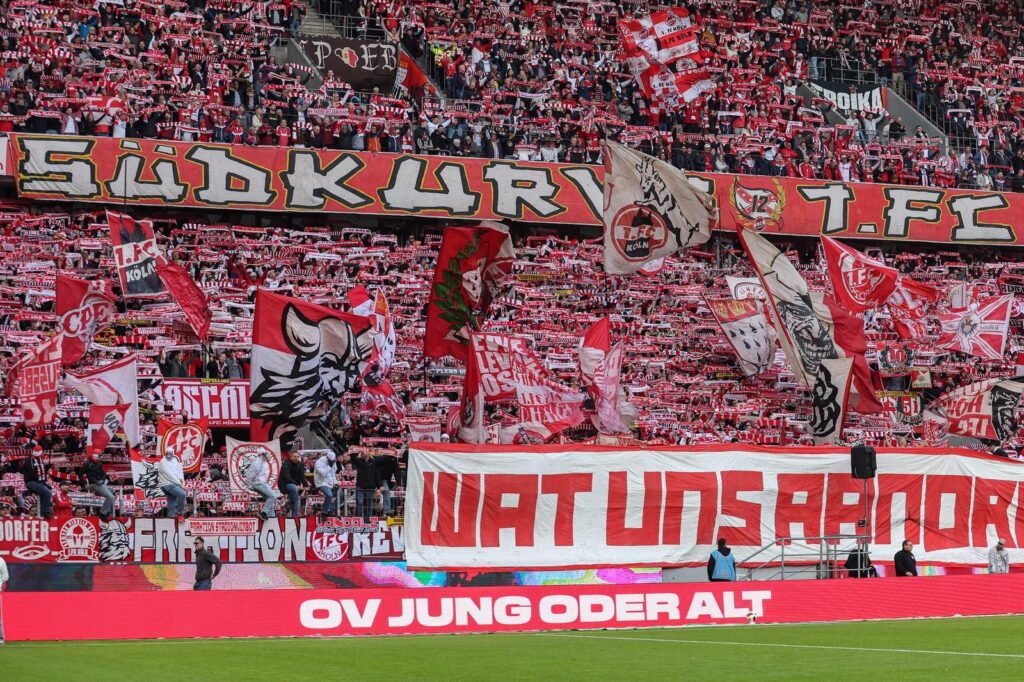 1. FC Köln – Borussia Mönchengladbach 2:1 (13)