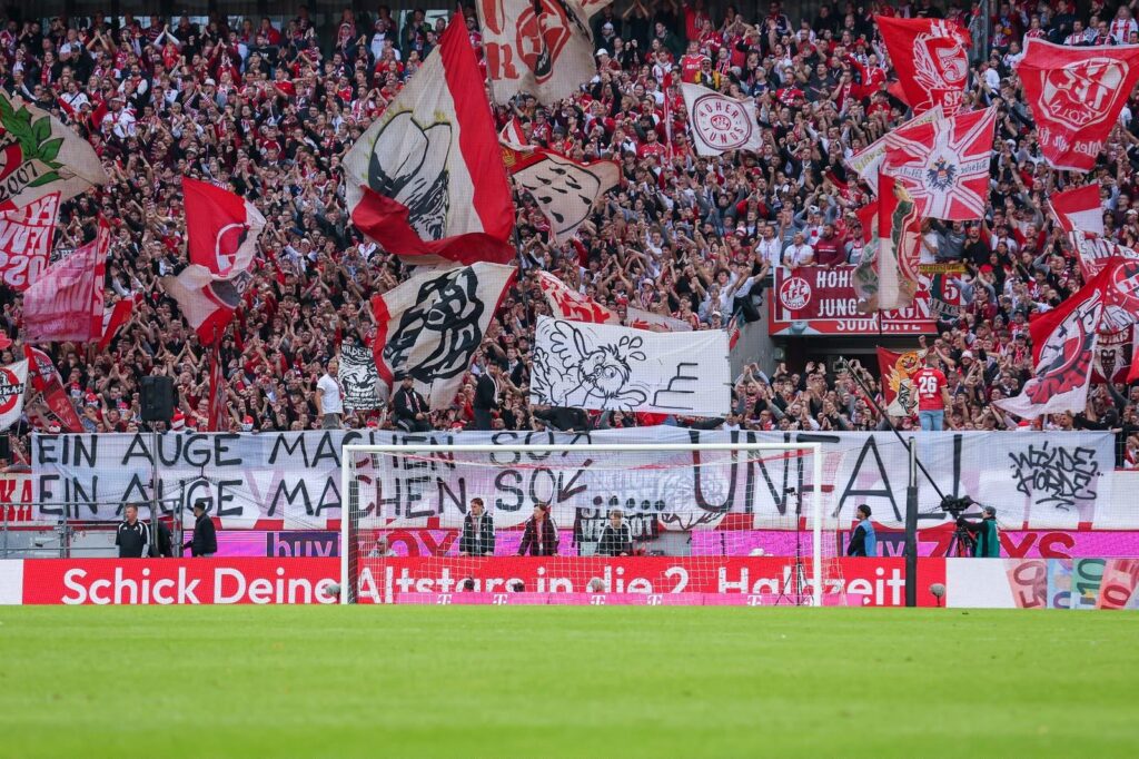 1. FC Köln – Borussia Mönchengladbach 2:1 (4)