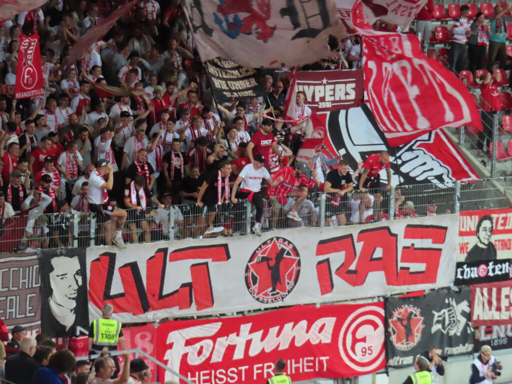 SSV Jahn Regensburg – Fortuna Düsseldorf 1:2 (8)