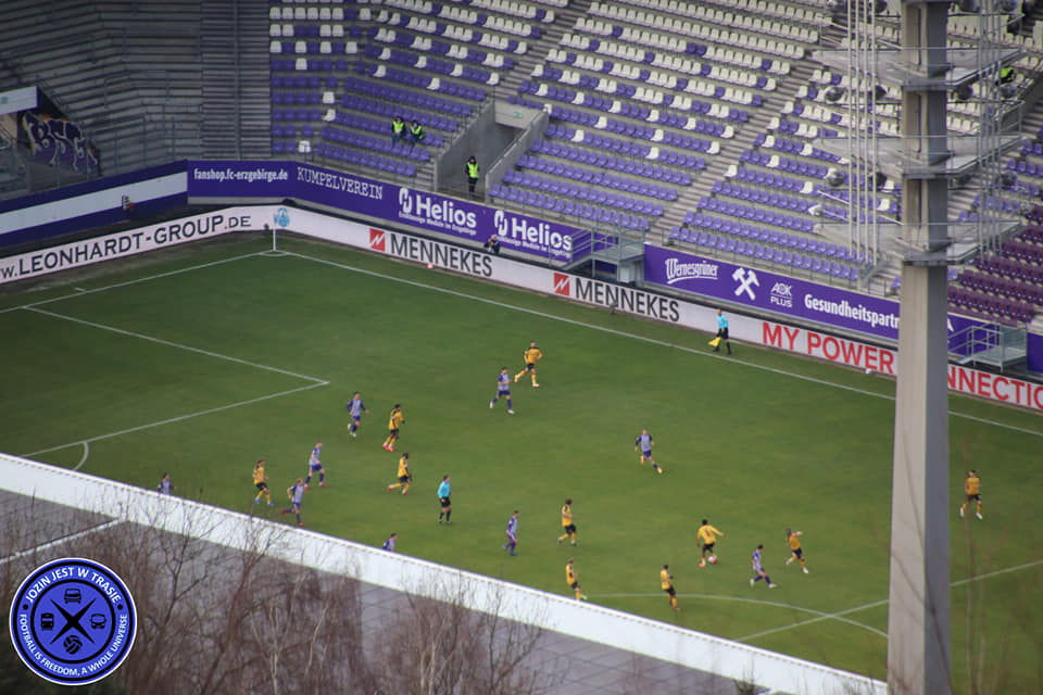 FC Erzgebirge Aue – Dynamo Dresden 0:1 (8)