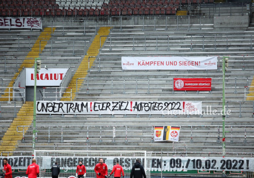 1. FC Kaiserslautern – Hallescher FC 1:0 (1)