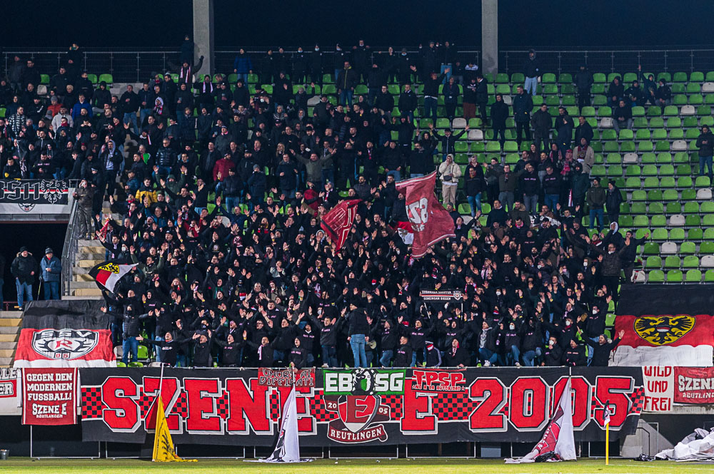 SSV Reutlingen – Stuttgarter Kickers 0-1 (30)