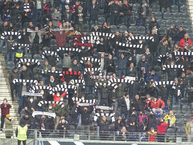 Eintracht Frankfurt – FC Bayern München 0-1 (11)