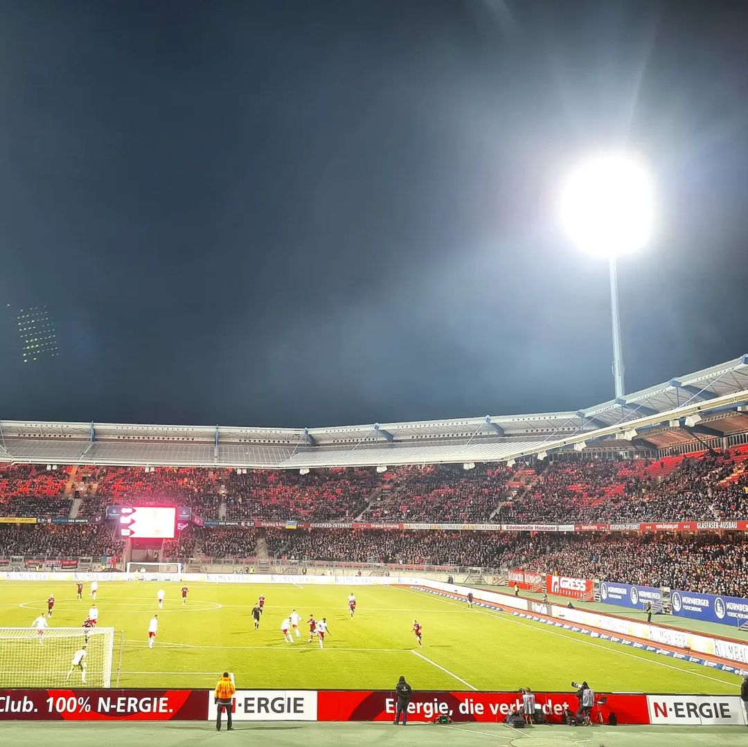 1. FC Nürnberg – Hamburger SV 2-1 (4)