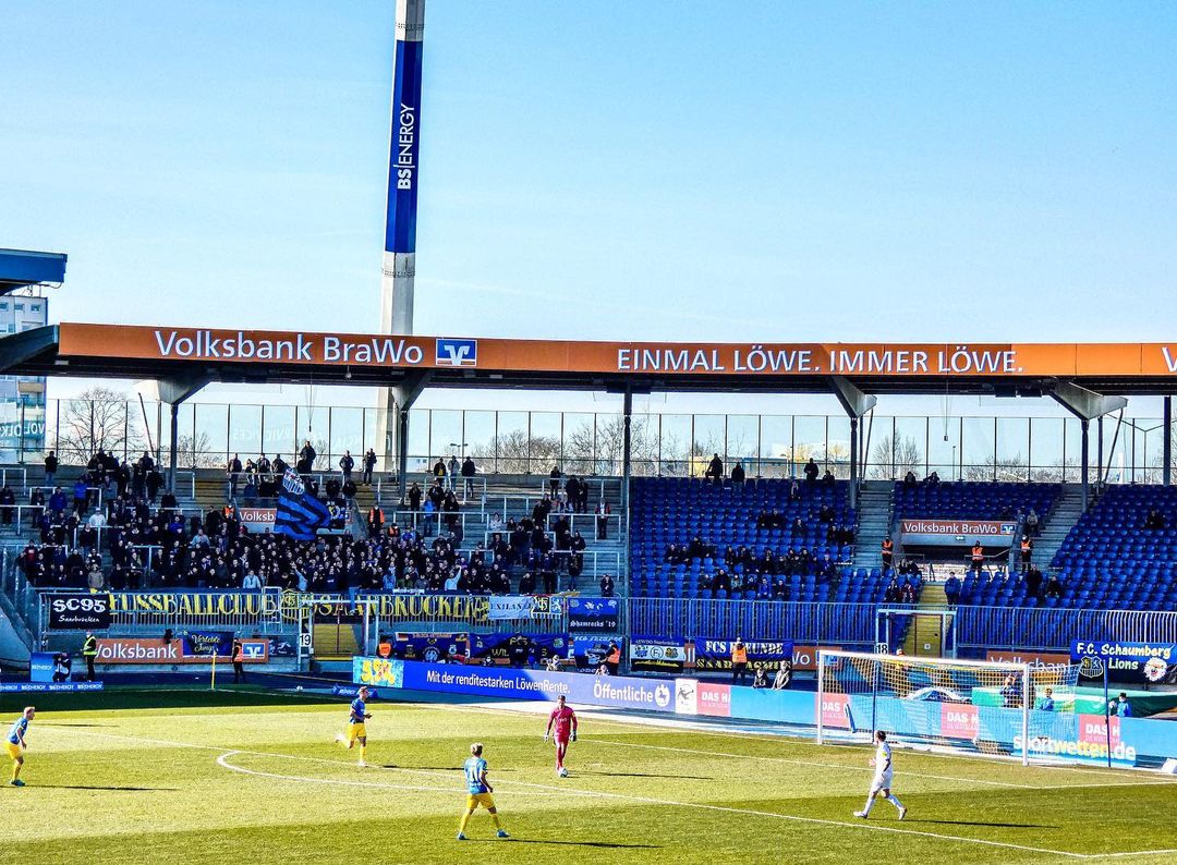 Eintracht Braunschweig – 1. FC Saarbrücken 0-2 (2)