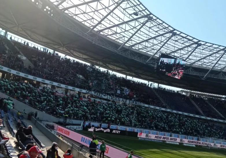 Hannover 96 – 1. FC Nürnberg 0-3 (1)