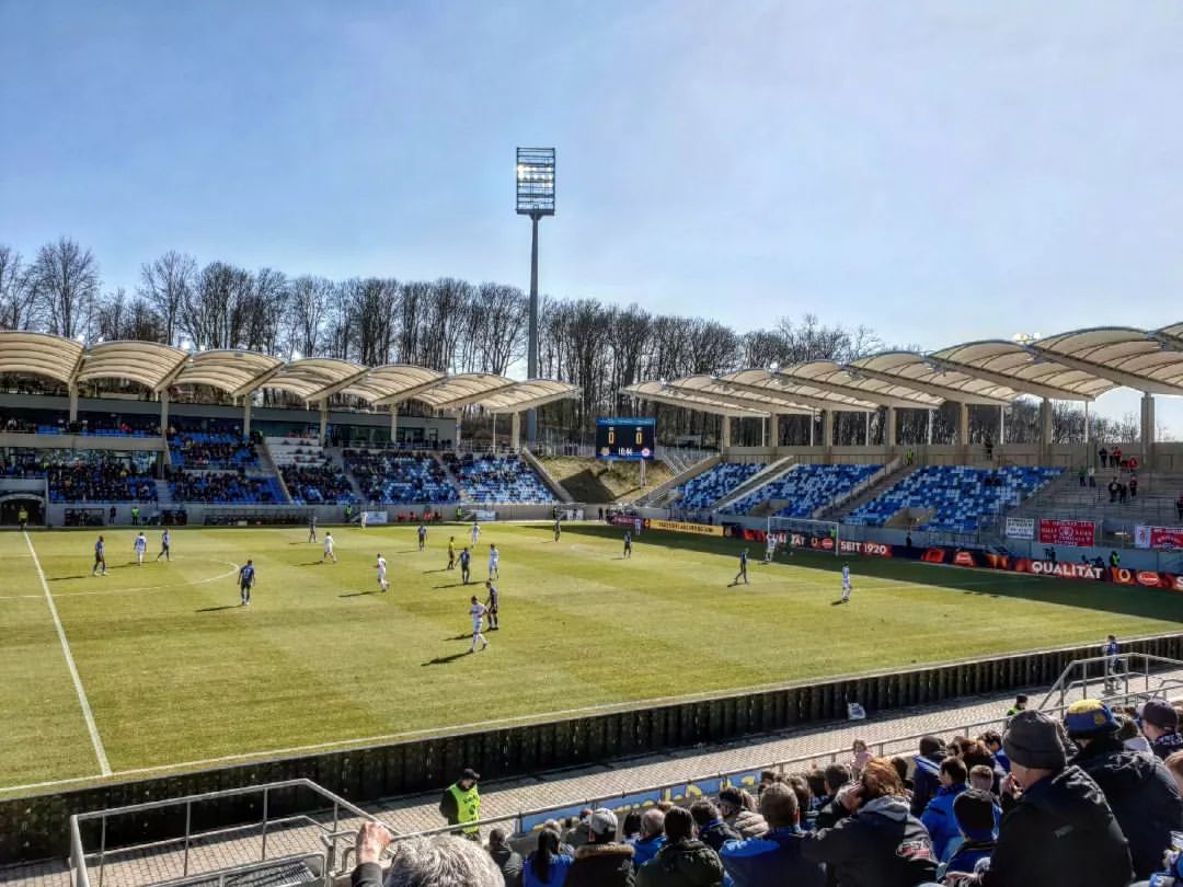 1. FC Saarbrücken – Hallescher FC