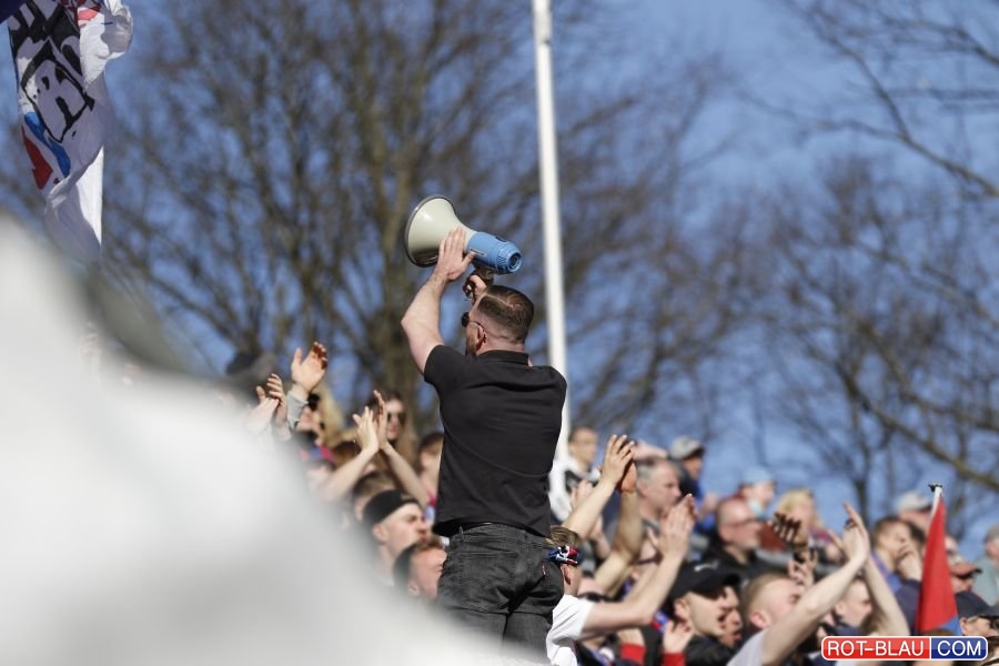 Wuppertaler SV – SV Lippstadt 08 3-0 (8)