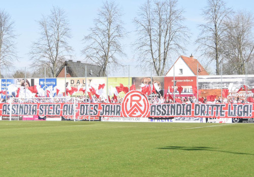SC Wiedenbrück – Rot-Weiss Essen 0-1 (15)