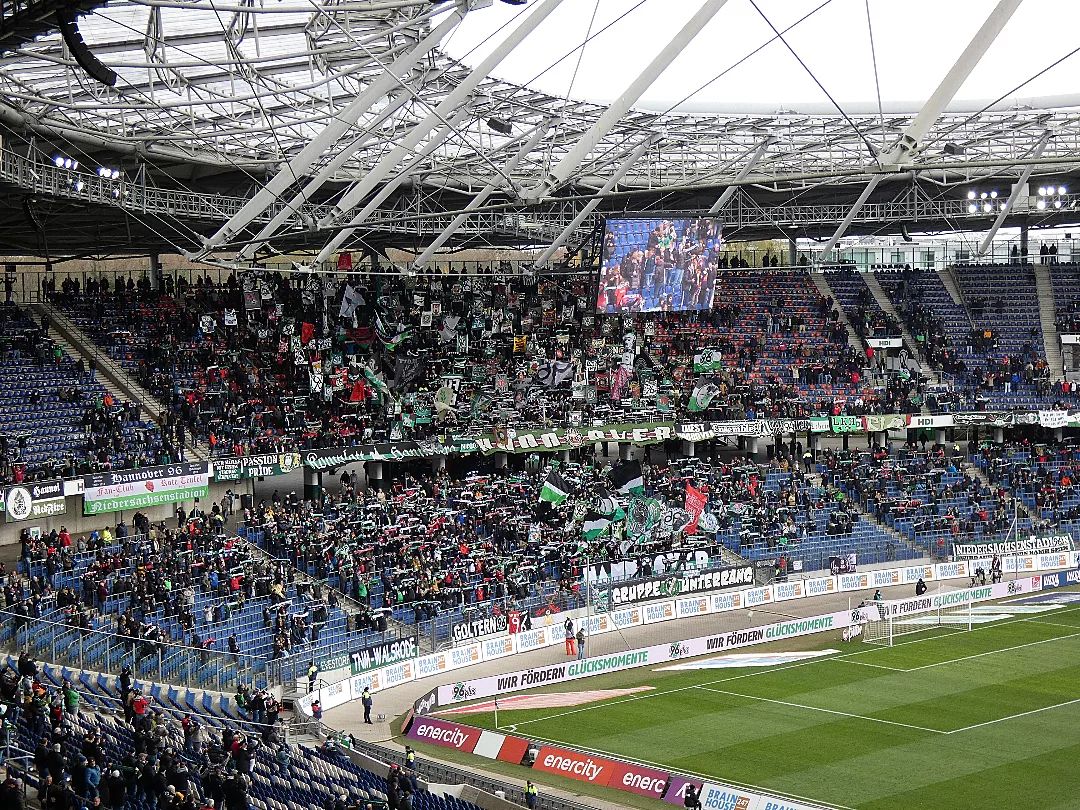 Hannover 96 – SSV Jahn Regensburg 1-1 (5)