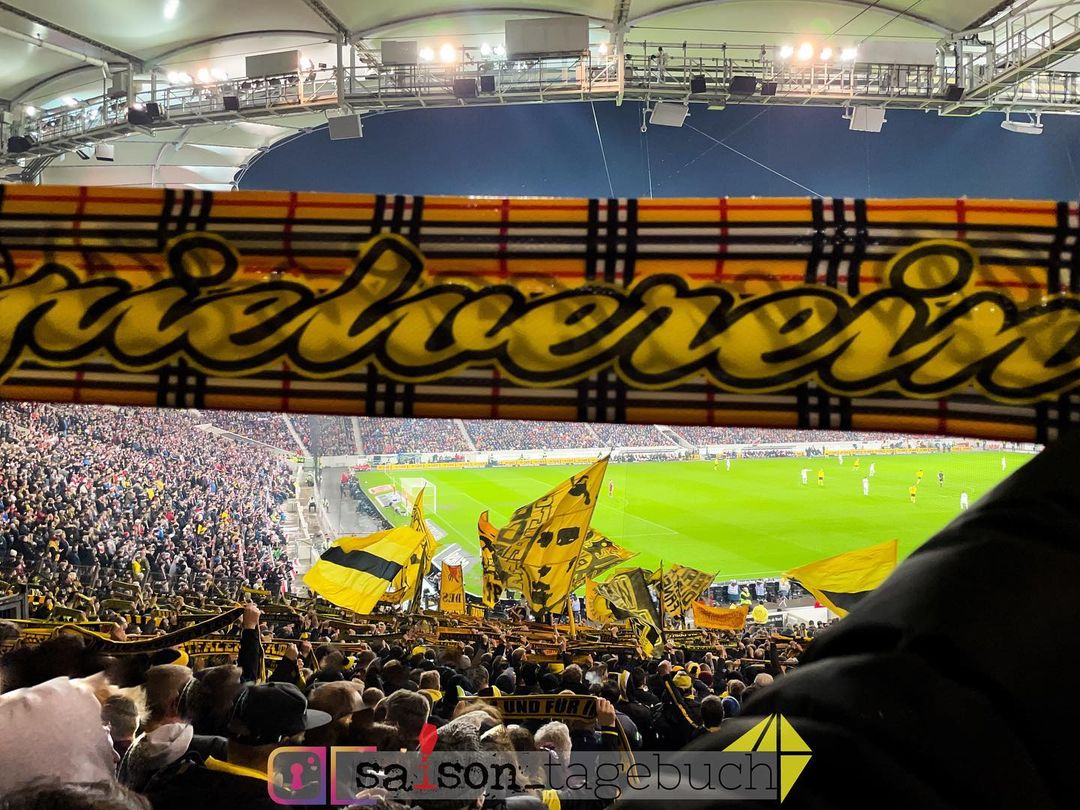 VfB Stuttgart – Borussia Dortmund 0-2 (31)