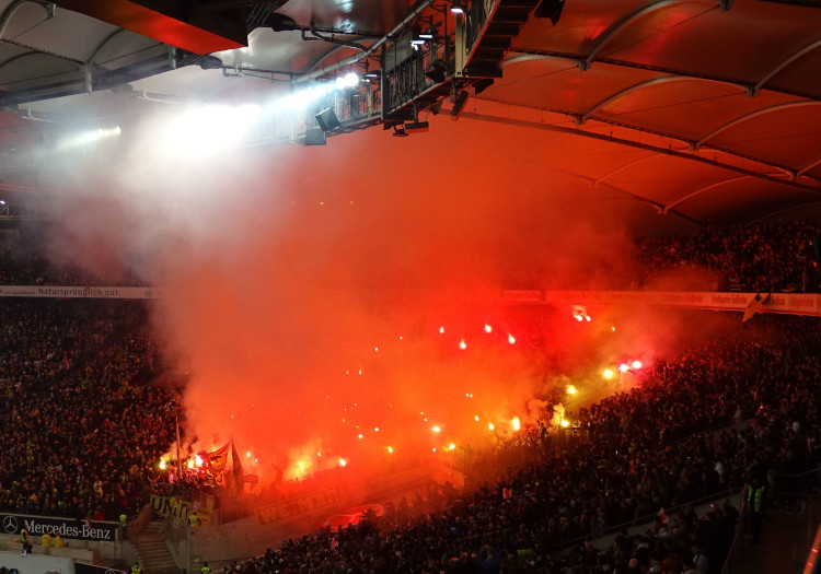 VfB Stuttgart – Borussia Dortmund 0-2 (32)