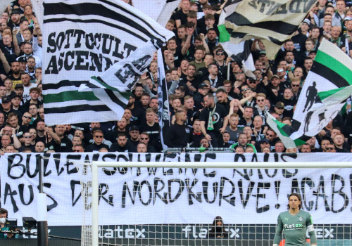 Borussia Mönchengladbach – 1. FC Köln 1-3 (10)