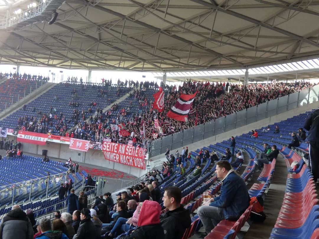 Hannover 96 – Fortuna Düsseldorf 0-0 (6)