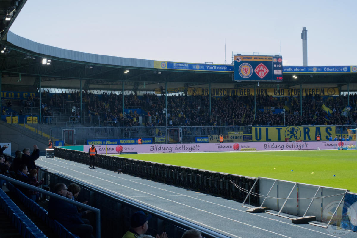 Eintracht Braunschweig – Würzburger Kickers 1-0 (11)