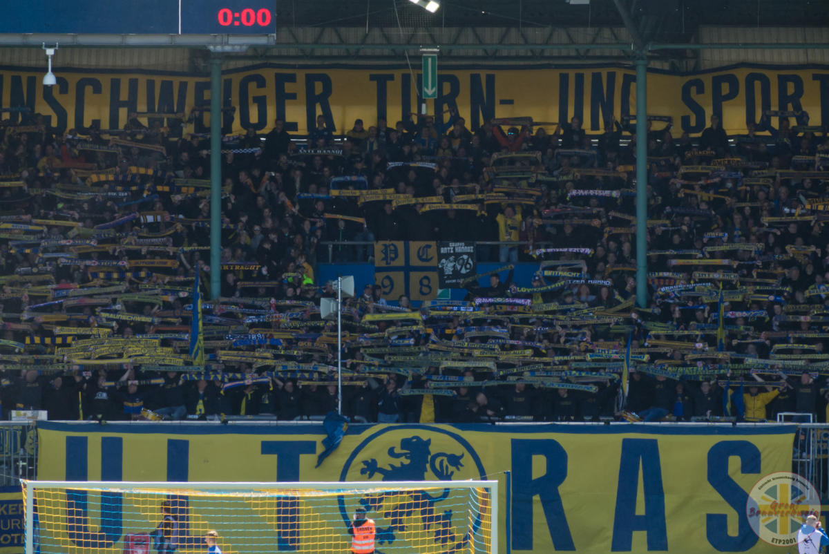 Eintracht Braunschweig – Würzburger Kickers 1-0 (16)