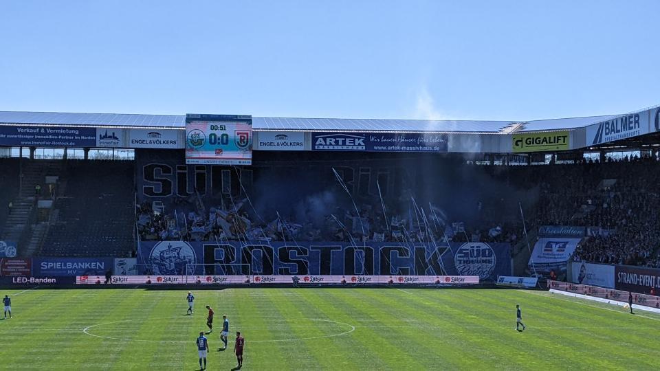 FC Hansa Rostock – SSV Jahn Regensburg 1-1 (8)