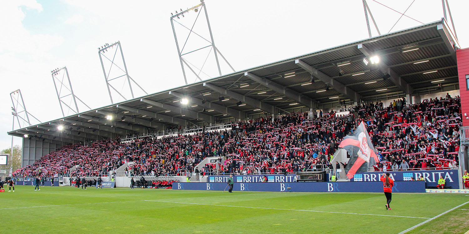 SV Wehen – 1. FC Kaiserslautern 2-1 (8)