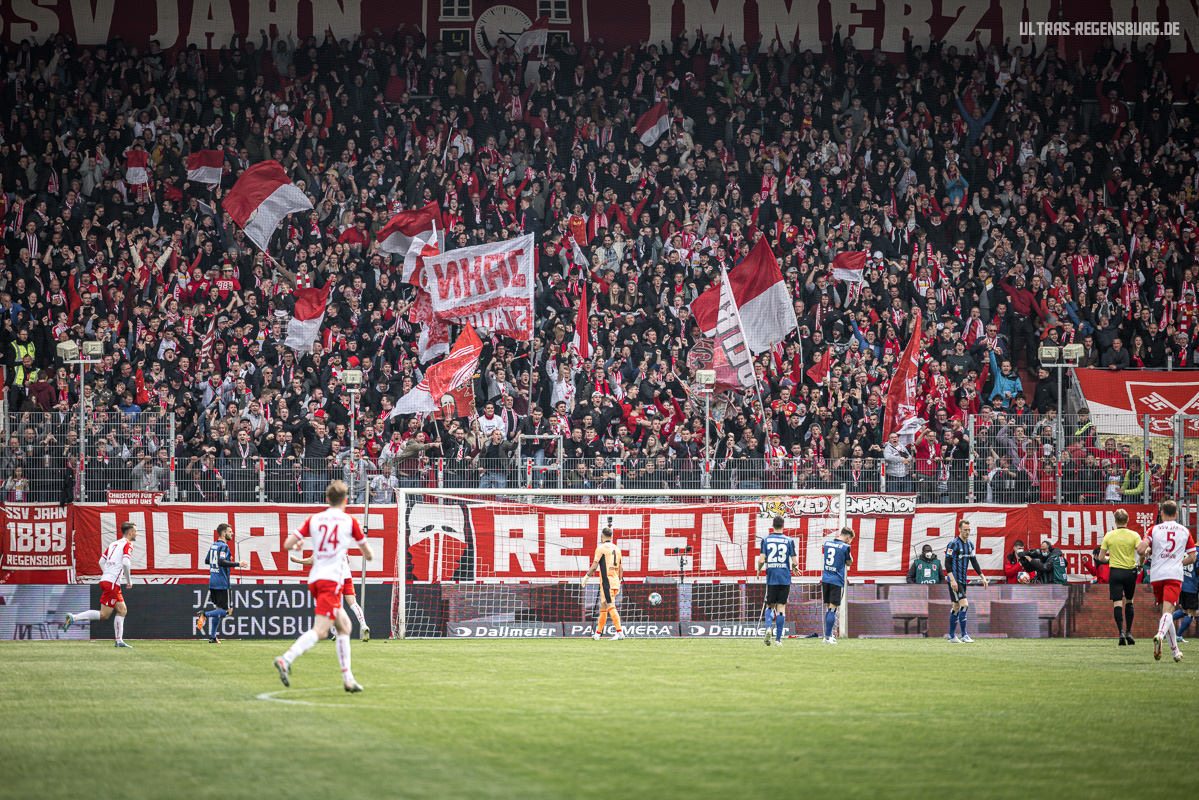 SSV Jahn Regensburg – Hamburger SV 2-4