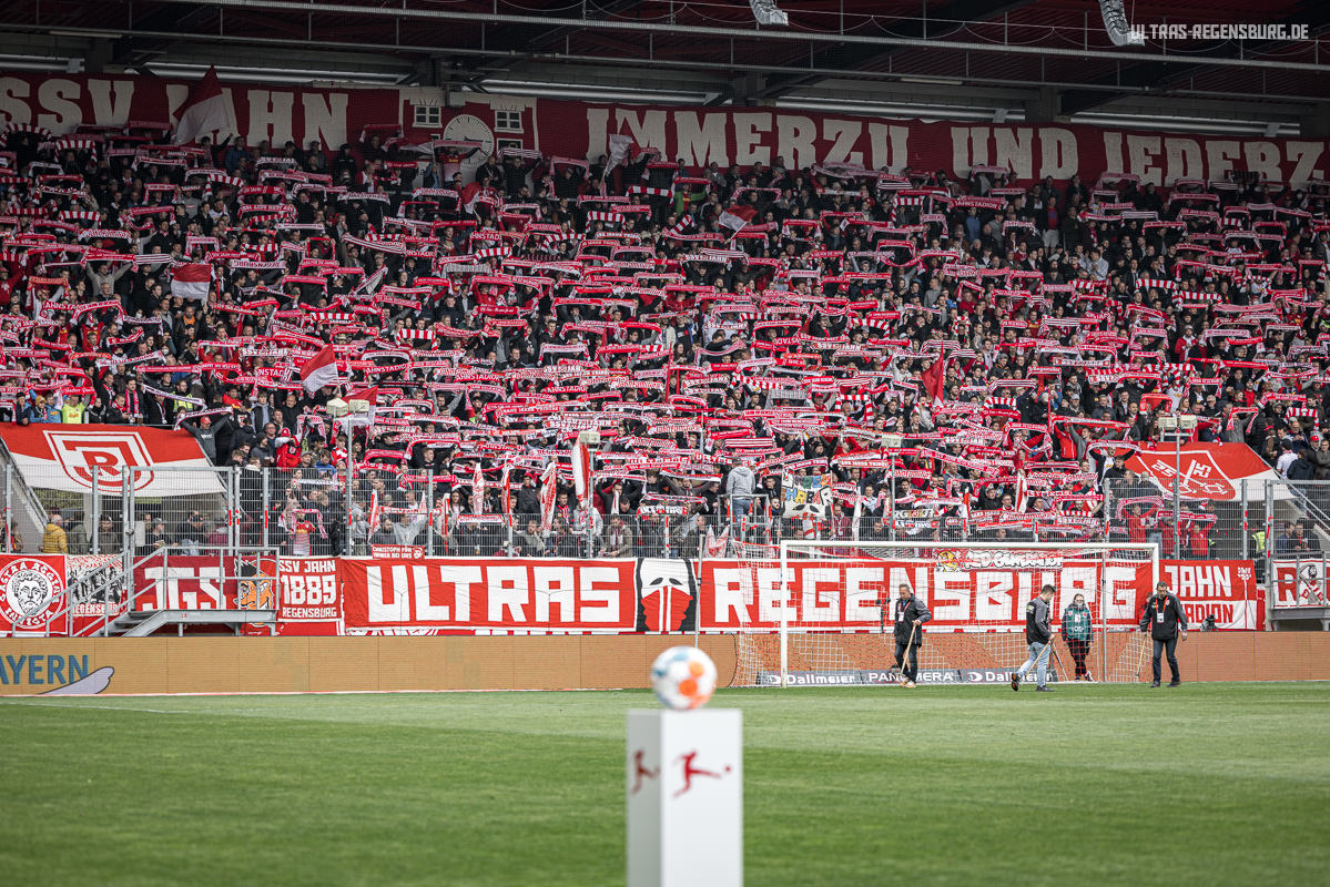 SSV Jahn Regensburg – Hamburger SV 2-4 (3)