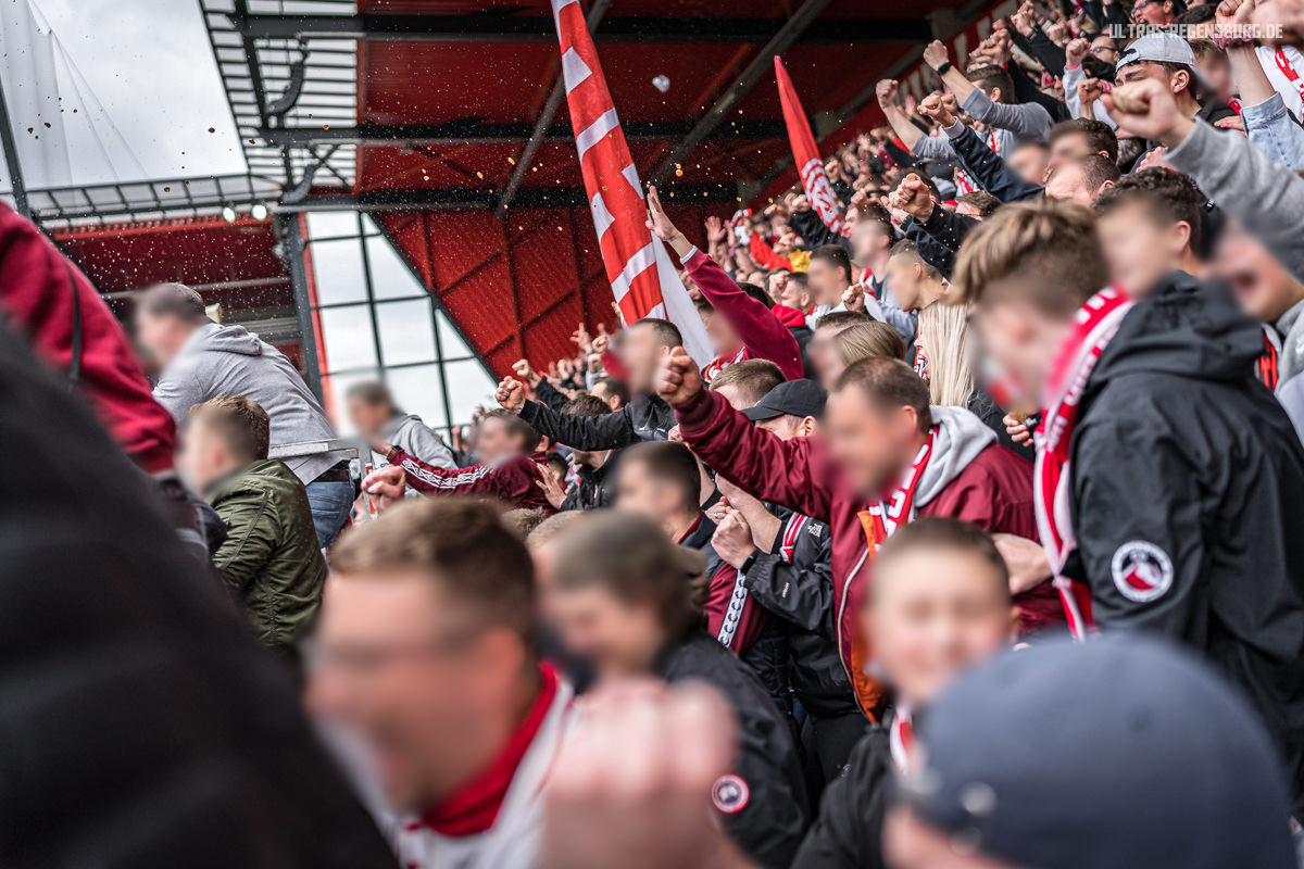 SSV Jahn Regensburg – Hamburger SV 2-4 (12)