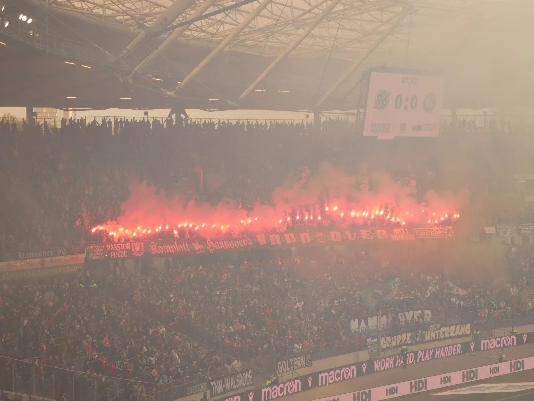 Hannover 96 – Karlsruher SC 2-0 (5)