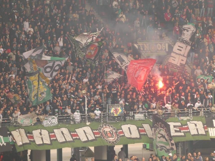 Hannover 96 – Karlsruher SC 2-0 (9)