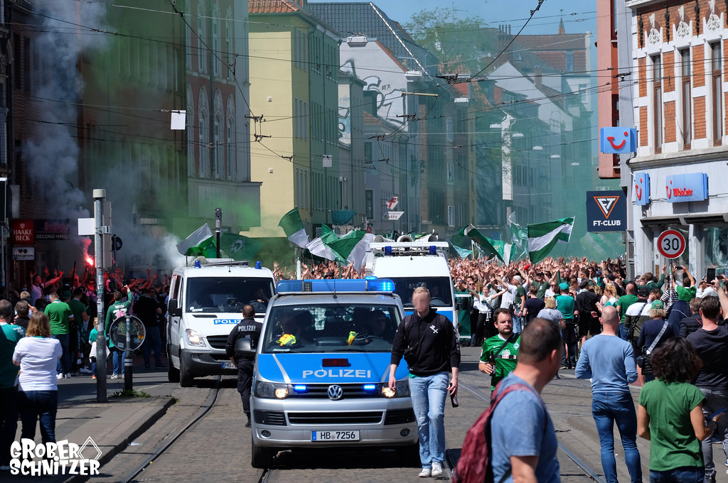 Werder Bremen – SSV Jahn Regensburg 2-0 (12)