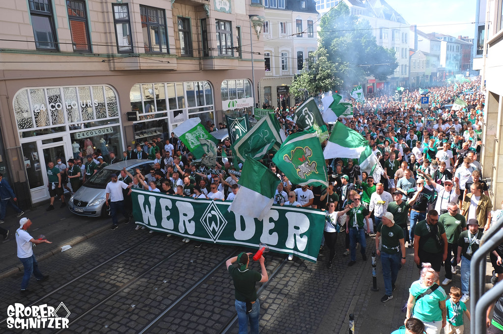 Werder Bremen – SSV Jahn Regensburg 2-0 (14)