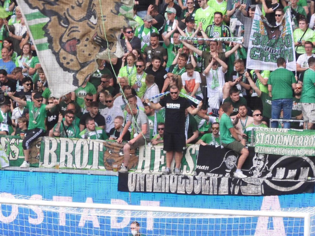 VfL Wolfsburg – FC Bayern München 2-2 (7)