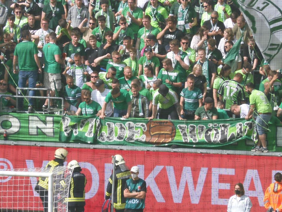 VfL Wolfsburg – FC Bayern München 2-2 (9)