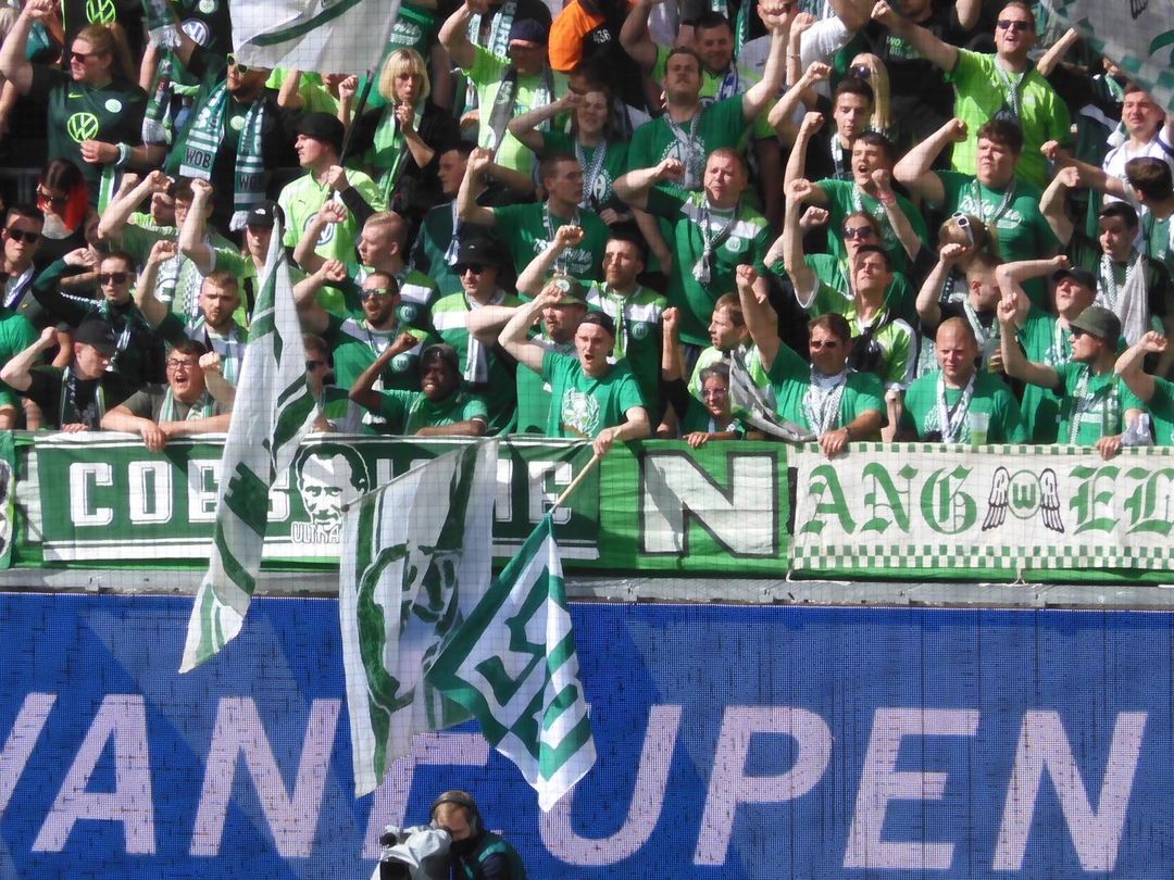 VfL Wolfsburg – FC Bayern München 2-2 (11)