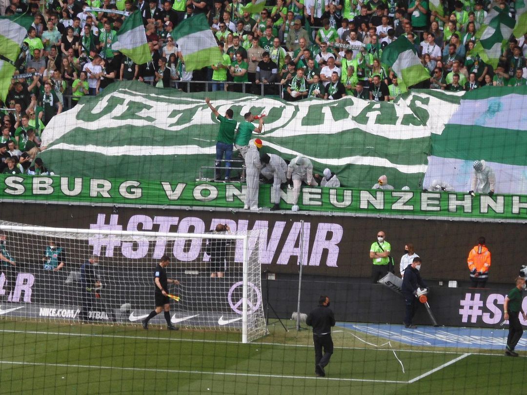 VfL Wolfsburg – FC Bayern München 2-2 (15)