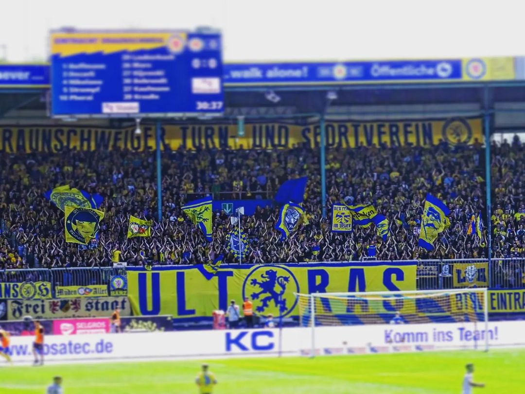Eintracht Braunschweig – Hamburger SV 0-2 (16)